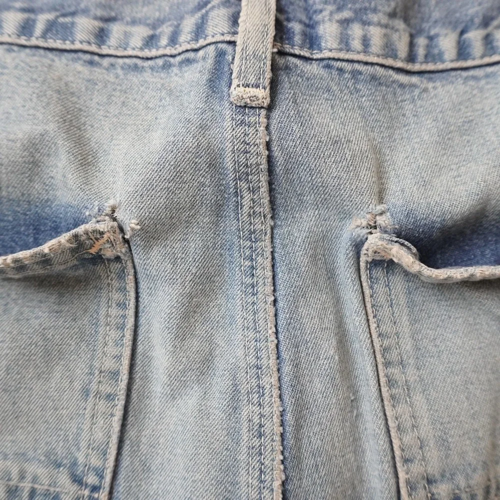 Vintage Carhartt Jeans 34x32 Mens Blue Dungaree Fit Distressed Workwear